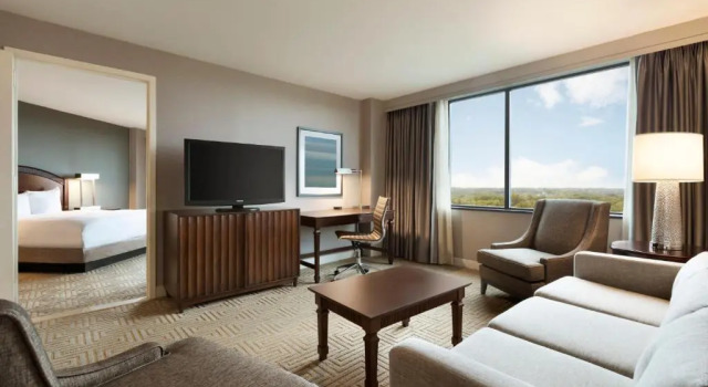 Полулюкс Hilton East Brunswick