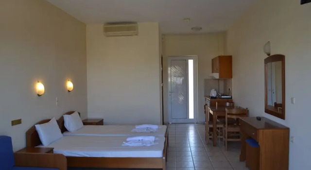 Студия с балконом Dias Hotel Apartments