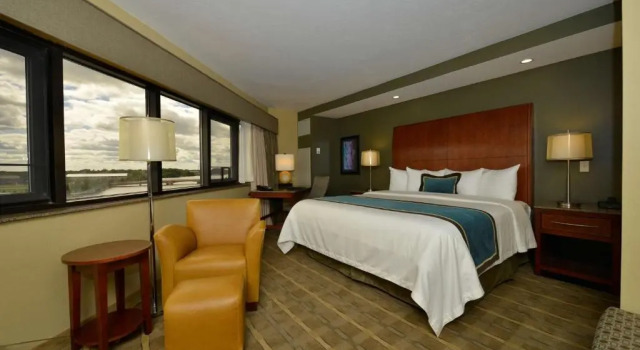 Номер Standard с видом на город Oshkosh Marriott Waterfront Hotel & Convention Center
