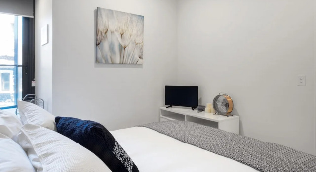 Roomerang at Parque Apartments 2, Book Apartment Melbourne 