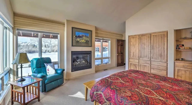 Unique Mountain Escape w/ 2 Decks < 2 Mi to Skiing, Varaa Lomakoti Sun Valley Idaho