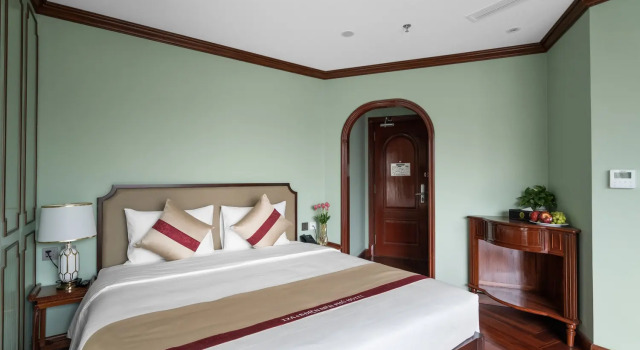 Люкс Executive с видом на город 12A&B Dien Bien Phu Hanoi Hotel