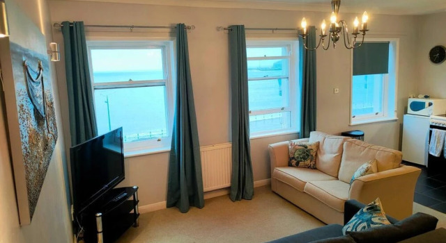 Sunrise View - Beachfront Apartment, Weymouth, Varaa Huoneisto Asunnot kohteessa Merseyside, Huoneisto