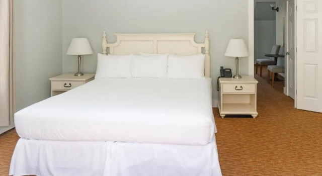 Номер Standard с балконом Admirals Inn Resort