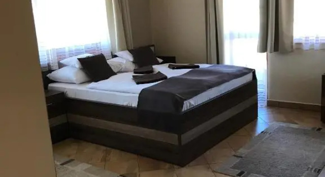 Номер Standard Royal Hotel