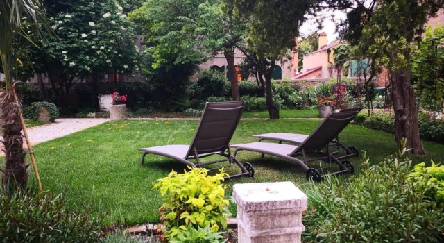 Полулюкс Cinqueteste Luxury Home