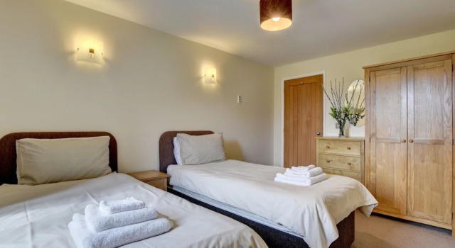 Authentic Holiday Home in Ilfracombe With Private Garden, Prenota Hotel Ilfracombe Devon