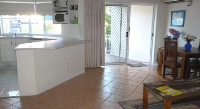 Апартаменты с 2 комнатами с балконом Le Lavandou Holiday Apartments