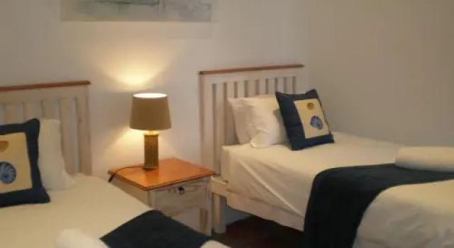 Albatros Holiday Home