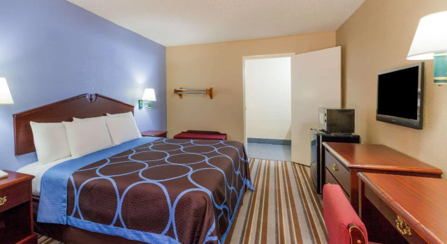 Двухместный номер Standard Super 8 by Wyndham Mt. Pleasant TX