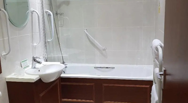 Номер Standard Apollo Hotel