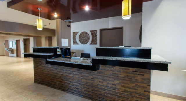 Ramada by Wyndham Glendale Heights/Lombard