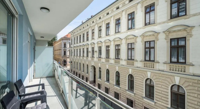 BpR Galactic Empire Home with A/C & balcony, Varaa Hotelli Budapest Budapest