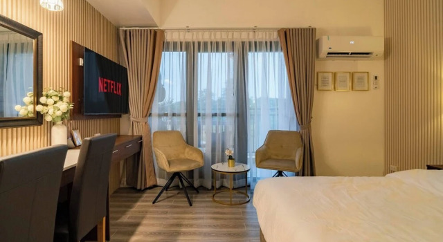 Elegant Studio, Close to the Airport and big Malls