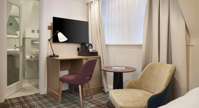 Radisson Blu Hotel, London Tottenham Court Road
