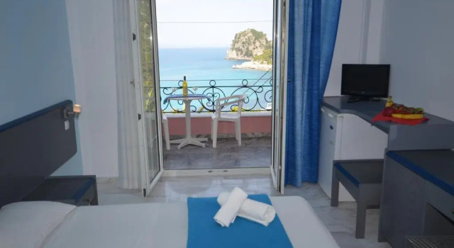 Двухместный номер Standard с видом на море Hotel Elena Ermones