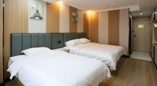 Семейный номер Standard GreenTree Inn Jiangsu Wuxi Jiangyin North Huancheng Road Walking Street Express Hotel