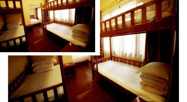 Кровать в общем номере Parkside Hostel
