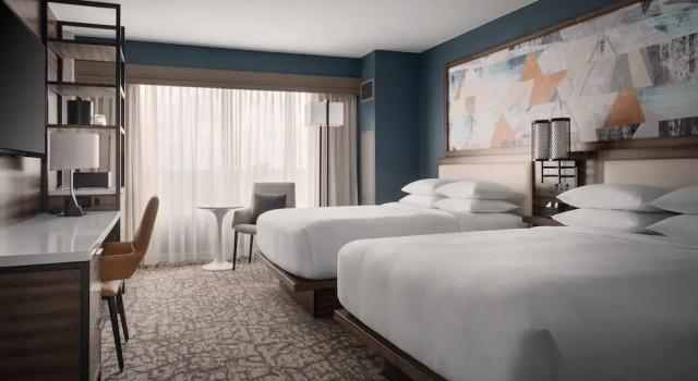 Четырёхместный номер Standard с видом на город Marriott Boston Quincy