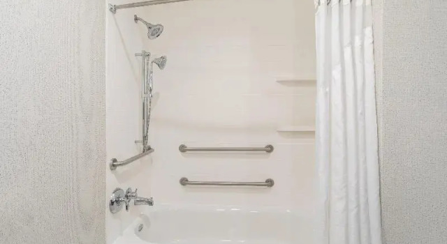 Номер Standard Holiday Inn Express and Suites Phoenix Tempe - University