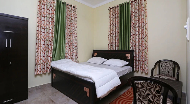 OYO 10773 Home 2BHK Valley View Khutani Bhimtal, Rezervovat Hotel Bhimtal Uttarakhand