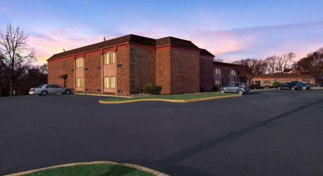 Comfort Inn Kansas City International Airport