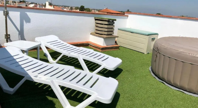 Апартаменты Appartement 80 m2,Port Rhodes D-2 chambres, terrasse panoramique, vue sur le canal principal d’Empuriabrava