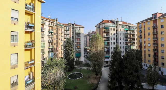 Italianway Easy - Dei Tulipani 4, Book Apartment Lorenteggio Milan