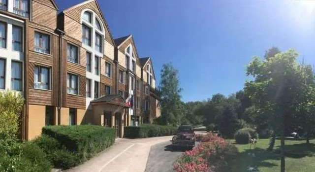 Номер Standard Domaine de la Forêt dOrient, Logis Hôtel, Restaurant, Spa et Golf