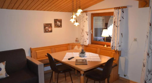 Gästehaus Garber, Забронировать Отель Отели Тироля 3 звезды, 3*