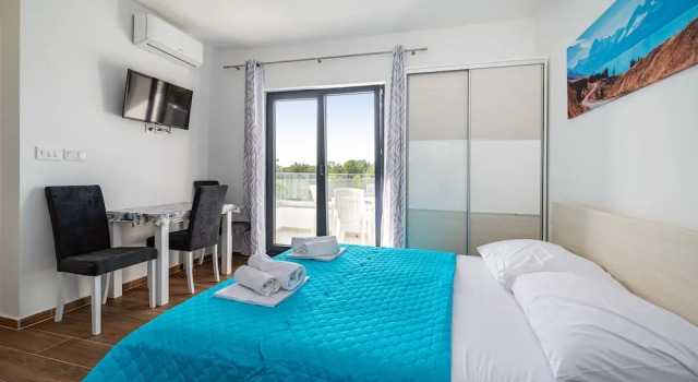 Студия Deluxe Villa Laura With Pool Studio 1b