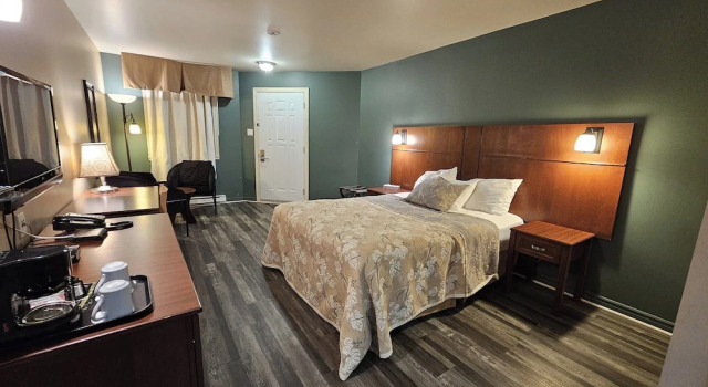 Двухместный номер Superior с балконом Hotel-Motel Drummond