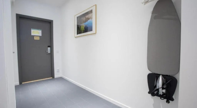 Апартаменты Цокольный этаж c 1 комнатой ApartDirect Sundbyberg
