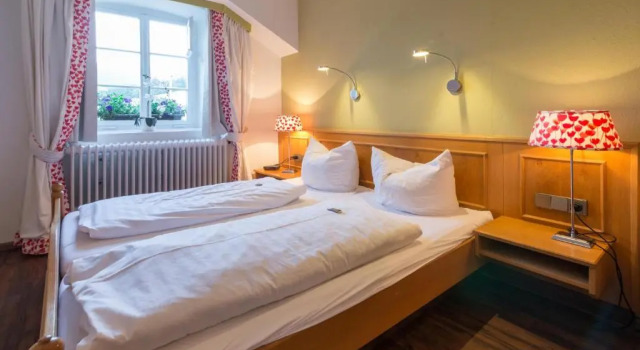 Двухместный номер Comfort Goldener Adler Oberried - Hotel & Appartements
