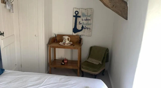 Коттедж Sea view cottage walk to beach dog friendly