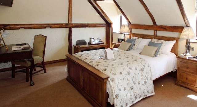 The Bird In Hand Country Inn, Reservar Casa de hóspedes Reading Berkshire