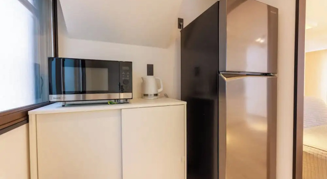 Четырёхместный семейный номер Standard с балконом MKG Home