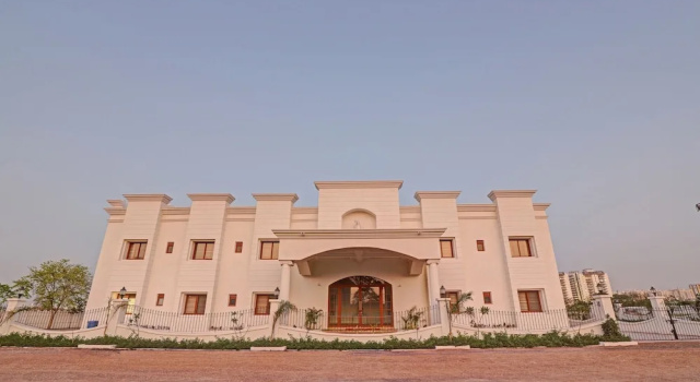 Ratna Vilas Palace, Rezervovat Hotel Rádžkót 