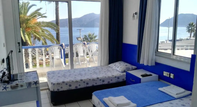 Трёхместный номер Standard с видом на море Uysal Motel Beach