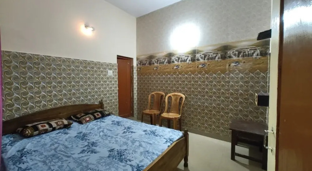 Deluxe huone Goroomgo Star Lodge Puri