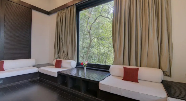 Двухместный люкс Presidential с 3 комнатами Taj Madikeri Resort & Spa, Coorg