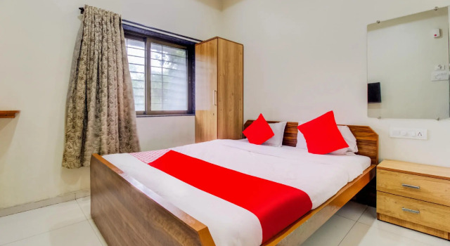 OYO 75257 Hotel Panchami, Забронировать Отель Отели штата Махараштры 3 звезды, 3*