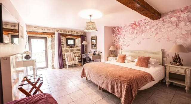 Номер Superior Hôtel Les Granges de Bigose