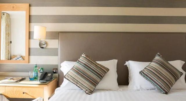 Трёхместный номер Standard с балконом и с видом на море Golden Sands