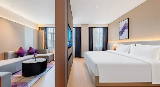 Люкс Lavande Hotel(Hohhot Convention and ExhibitionCenter Wanda Plaza Branch)