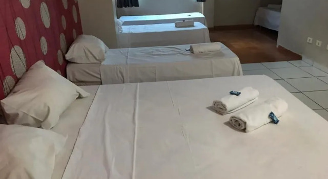 Carol Palace Hotel, Забронировать Отель Отели Фос-ду-Игуасу с парковкой, рядом с Brazilian Customs Office, Парковка