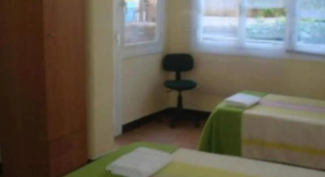 Hostel Turistic Castell, Забронировать Хостел Хостелы Барселоны, рядом с Сан Пау – Дос де Мач, Хостел