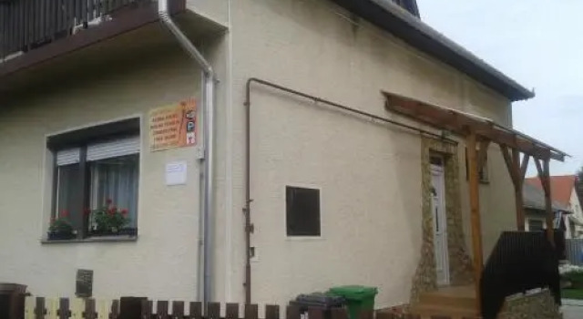 Nati és Bea Vendégház, 预订 酒店 豪伊杜索博斯洛 豪伊杜-比豪尔州