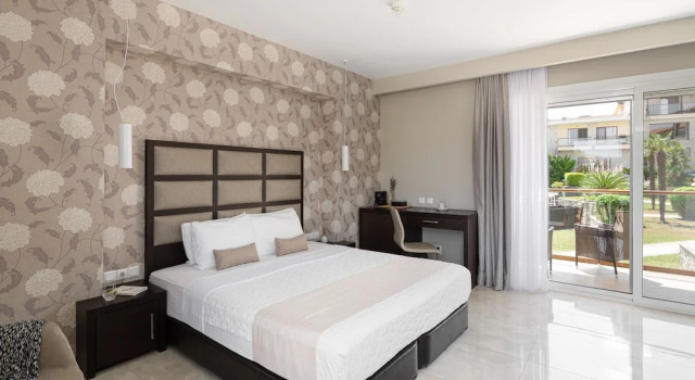 Двухместный номер Deluxe с балконом Blue Bay Halkidiki