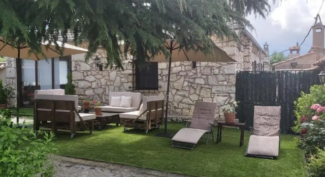 Casa Rural Pedraza, Book Lejlighed Hoteller i Castile and Leon med pool, Swimmingpool